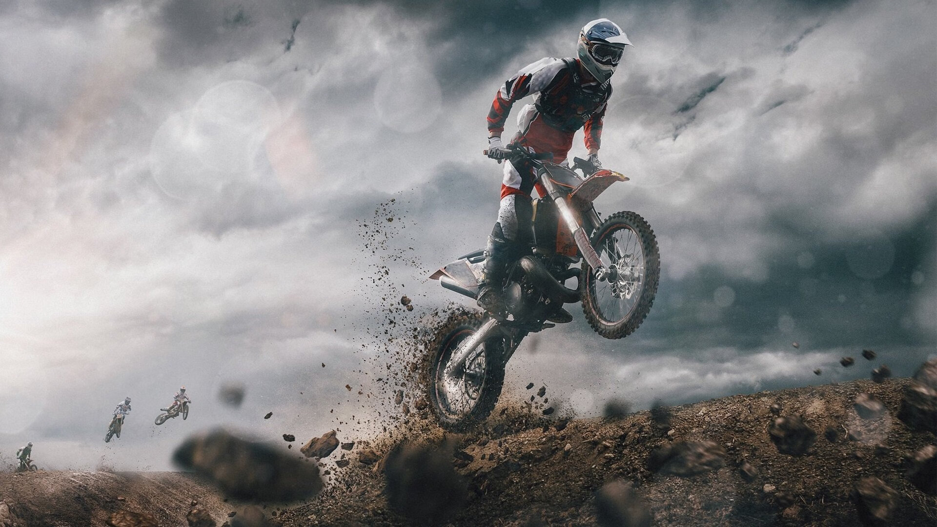 未来策略：联盟全球化、多元化新布局，多元化体系联盟中的联盟国家以坚持自卫立场的关系出现